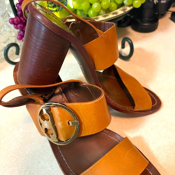 Tory Burch Thames Sandals - Picture 2 of 9